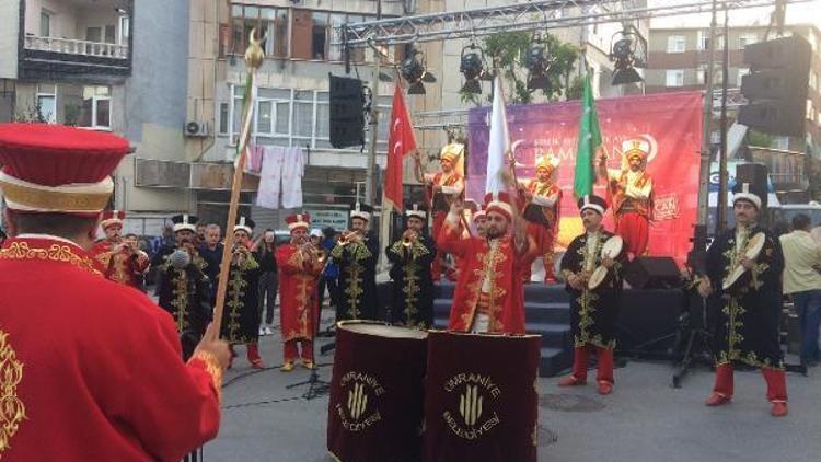 Ümraniye Belediyesi Ramazan ayındaki son 5 yıldızlı sokak iftarını düzenledi