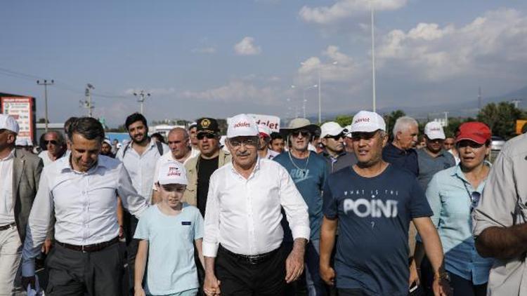 Kılıçdaroğlu: Gerginliklerden kurtulabileceğimiz bir Türkiye umut ediyorum- ek fotoğraflar