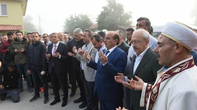 CHP Lideri Kılıçdaroğlu, Bayram Namazını Bolu Karaağaç Köyünde kıldı - fotoğraflar