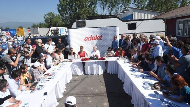 Kılıçdaroğlu, bayram namazını köyde kıldı (2) / Fotoğraflar