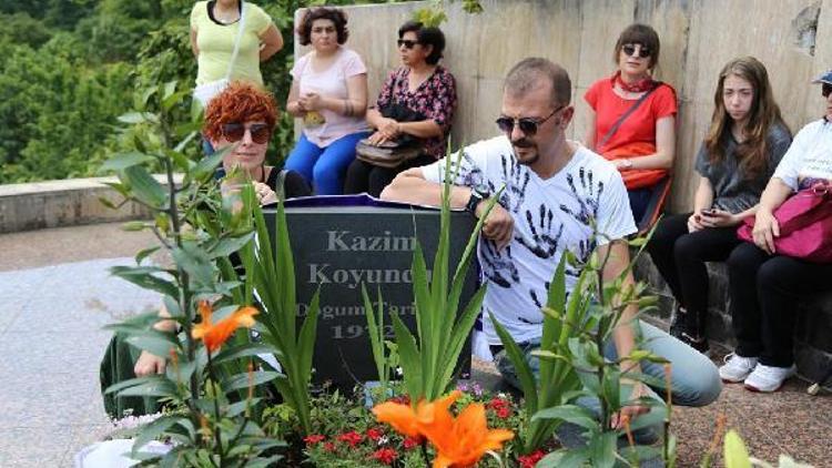 Kazım Koyuncu, mezarı başında anıldı