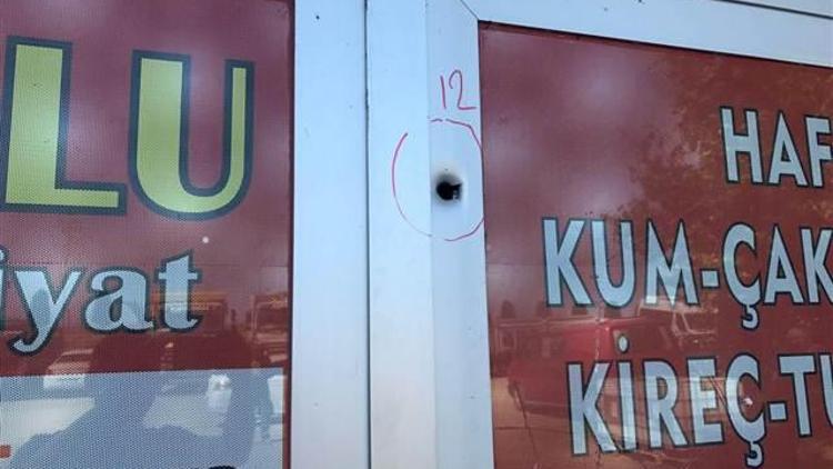 Geçen hafta otomobili kurşunlanan işadamının şimdi de işyeri kurşunlandı