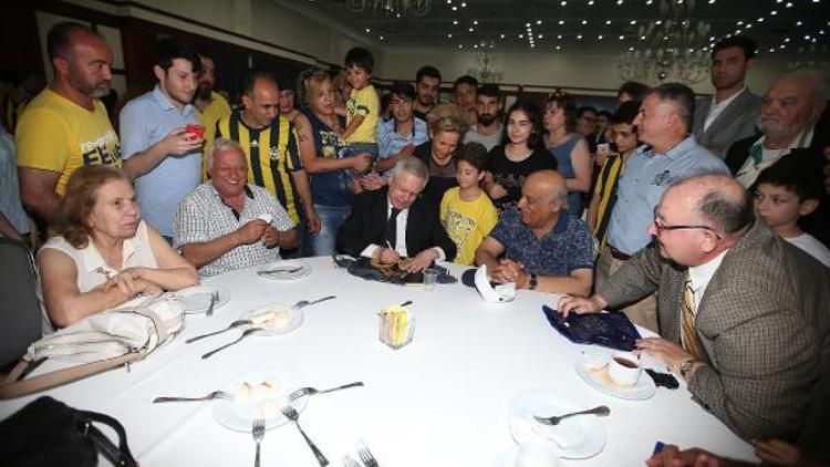 (Yeniden) Fenerbahçe Kulübünde bayramlaşma töreni yapıldı