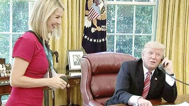 Trump’tan kadın muhabire: Yüzünde hoş bir tebessüm var