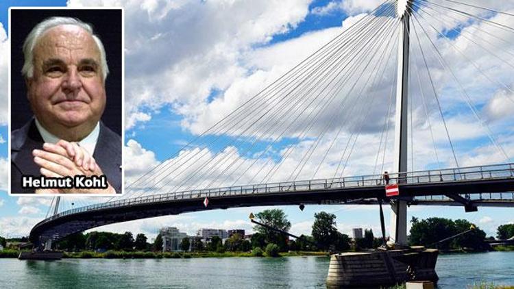 Kohl’ün ismi, törenle o köprüye verilecek