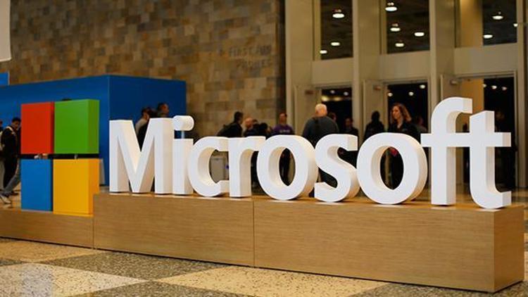 Microsoft Türkiyedeki ilk mağazasını açtı