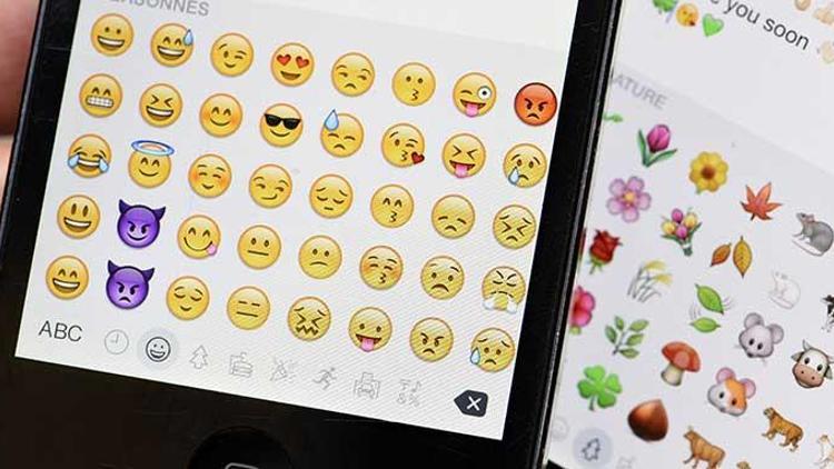 Whatsappa emoji arama özelliği
