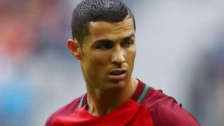 Ronaldo, ikiz çocuk babası oldu