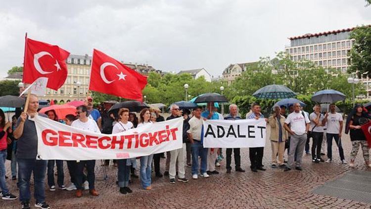 Meclis önünde ‘Adalet’ istediler