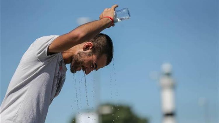 İstanbulda 106 yıllık sıcaklık rekoru kırıldı