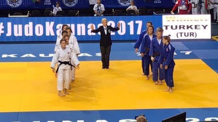 Judoda Ümit Milli Takım, Avrupa Şampiyonasını 2 altın, 2 bronz madalya ile tamamladı