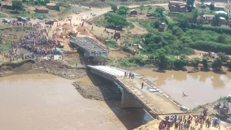 Çin malı Sigiri Köprüsü mitingden 2 hafta sonra çöktü