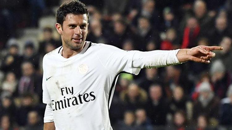 Thiago Motta 1 yıl daha PSG’de