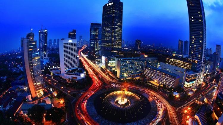 Endonezya başkentini değiştiriyor