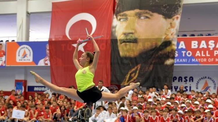 Muratpaşada Yaz Spor Okulları açıldı