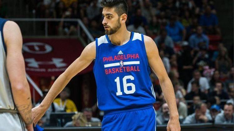 Furkan Korkmaz ilk maçına çıktı