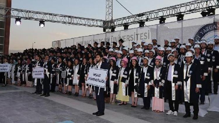 NNYÜ, yeni mezunlarını verdi