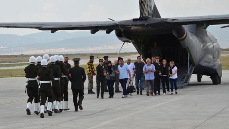 Şehit uzman çavuşun acı haberi verildi (3)