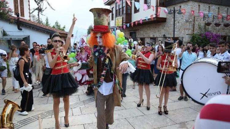 Kaleiçi Old Town Festivali başladı