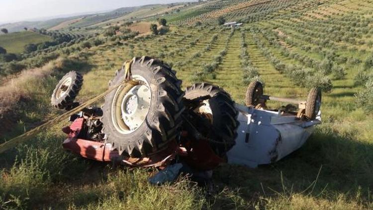 Salihlide traktör devrildi: 1 ölü, 1 yaralı