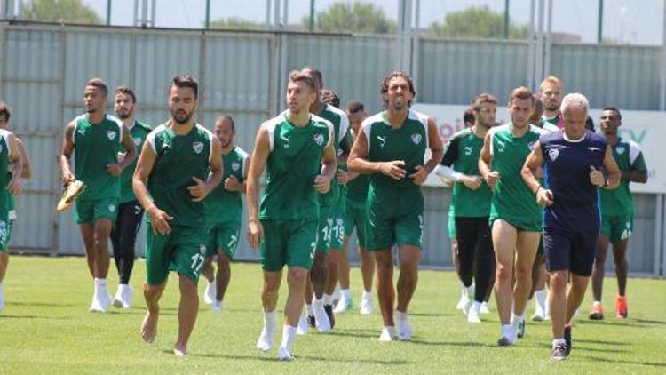 Bursaspor’da Titi ve Ekong ilk çalışmaya çıktı