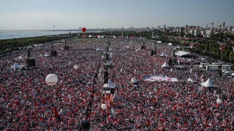 fotoğraflar// CHP Maltepe Mitingi Başladı