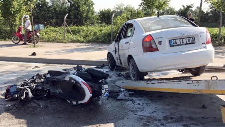 Otomobile çarpan motosiklet alev aldı, sürücüsü öldü