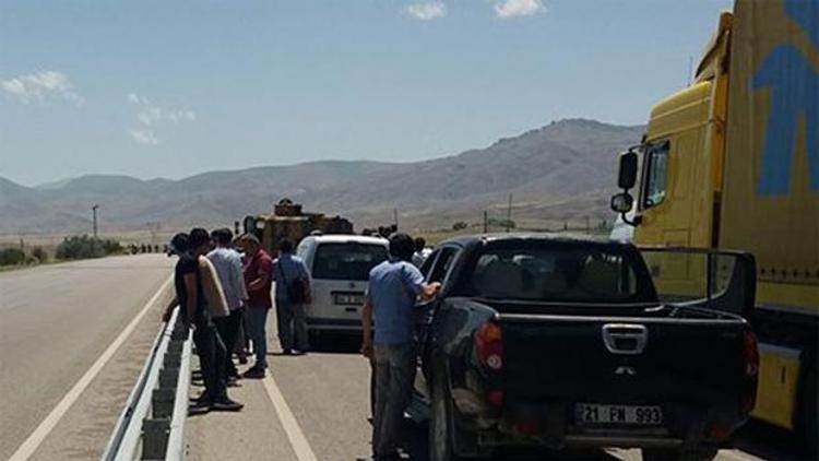 Sınır kapısı yolunda bomba bulundu, ulaşım durdu