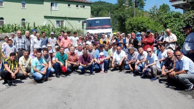 Zonguldakta köylüler yol kapatarak eylem yaptı