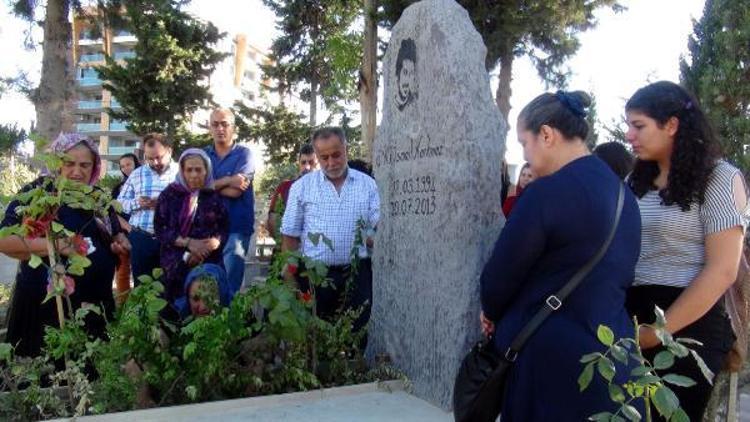 Ali İsmail Korkmaz, mezarı başında anıldı