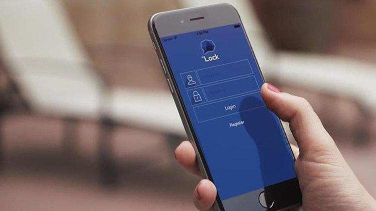 Evinin penceresinden attığı telefonda ByLock çıktı