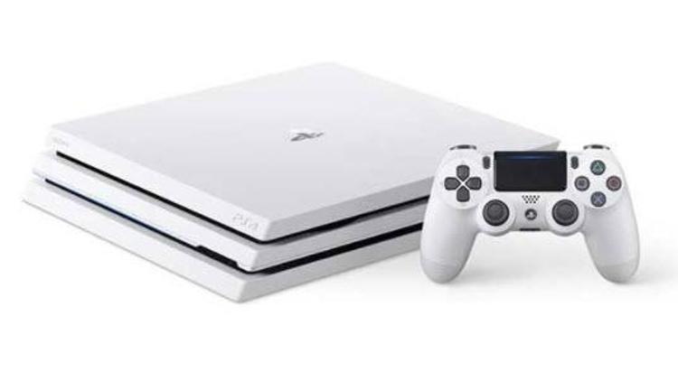 PlayStation 4 Pronun beyaz modeli satışa çıkıyor