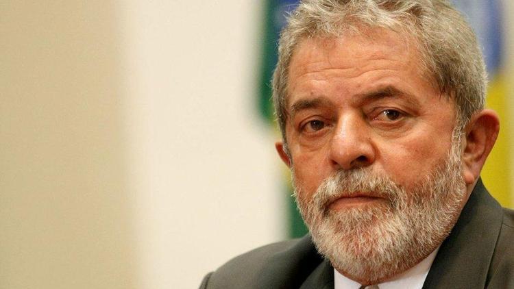 Brezilyanın eski Başkanı Luiz Inacio Lula Silvaya 9 yıl hapis cezası