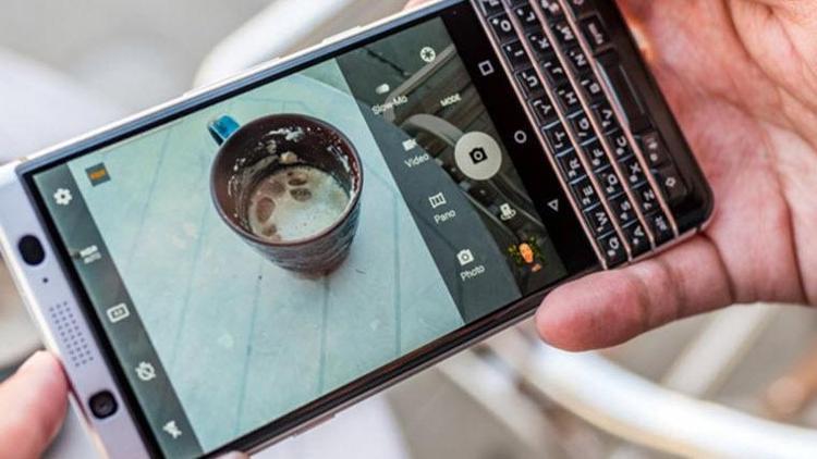 BlackBerry KEYoneın sökülen ekran kabusu bitiyor