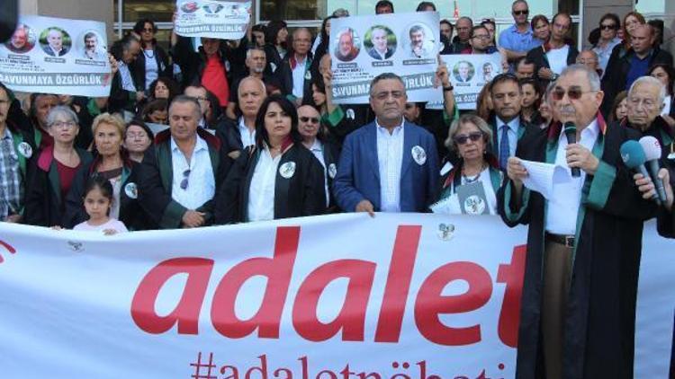 Adalet Sarayında avukatların 15inci Adalet Nöbeti