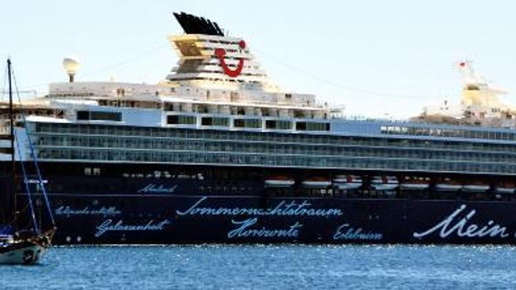 Mein Schiff 2, beşinci  kez Bodrumda