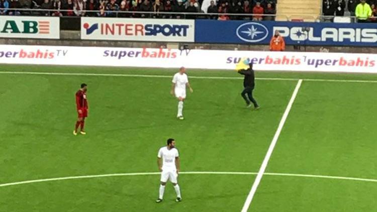 Galatasaray maçında skandal görüntüler