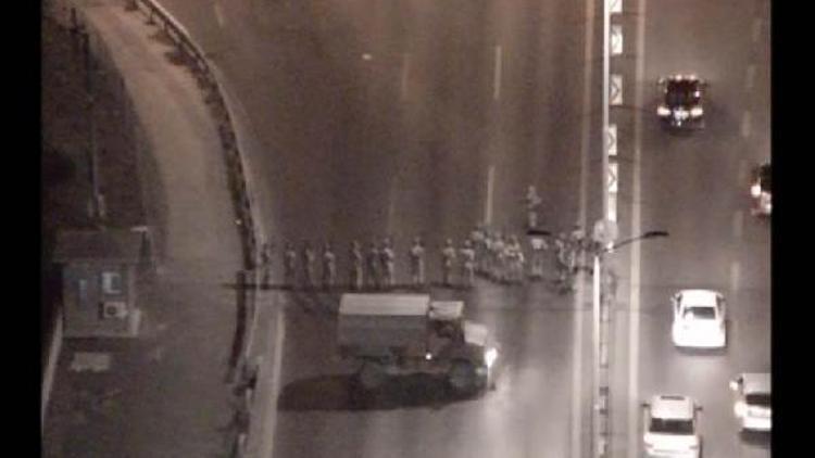 15 Temmuz gecesi 15 Temmuz Şehitler Köprüsünde yaşananların ilk kez yayınlanan görüntüleri