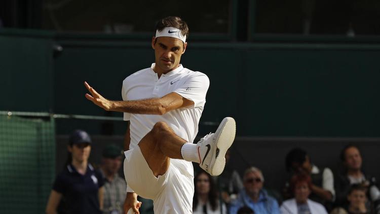 Federer Wimbledonda 11. kez finalde