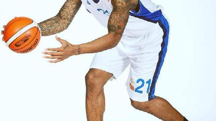 Gaziantep Basketbol, Clarkla 1 yıllık sözleşme imzaladı