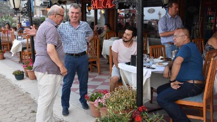 Kadir Albayrak, Süleymanpaşa’da vatandaşlarla buluştu