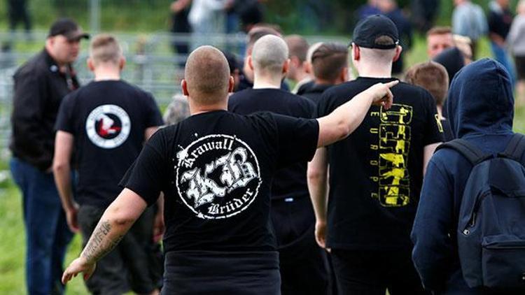 6 bin neonazi buluştu