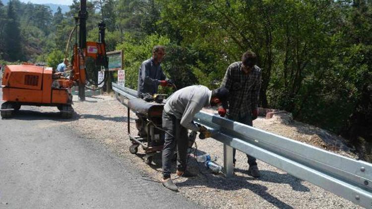 Kesmeboğazı yoluna bariyerli önlem