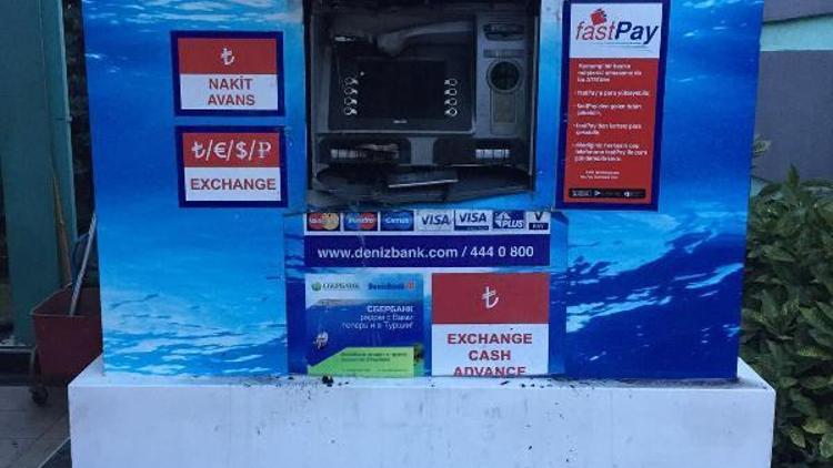 Havalimanı apronunda ATM cihazı yandı YANDI