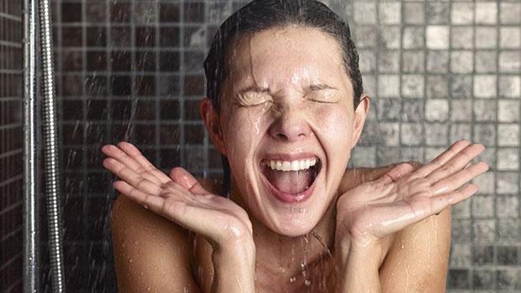 Soğuk duş yapmanın 6 muhteşem etkisi