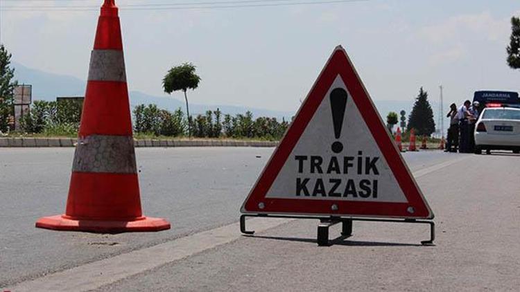 Erzincanda feci kaza: Ölüler ve yaralılar var