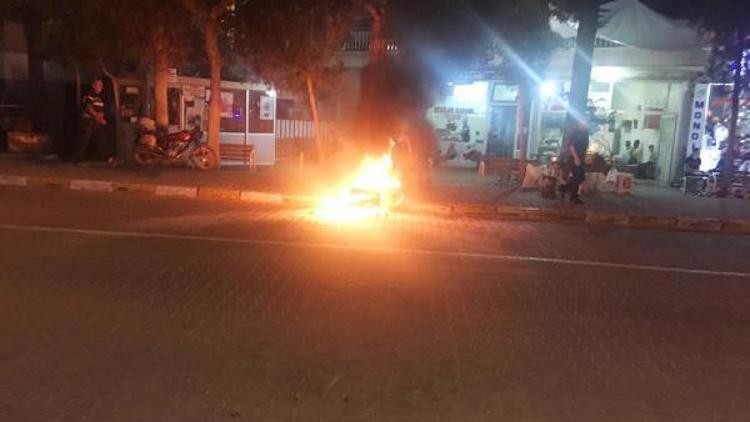 Trafik tartışmasında motosikletini yaktı