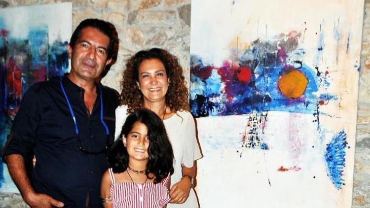 Halit Akçatepenin ressam damadı Bodrumda sergi açtı