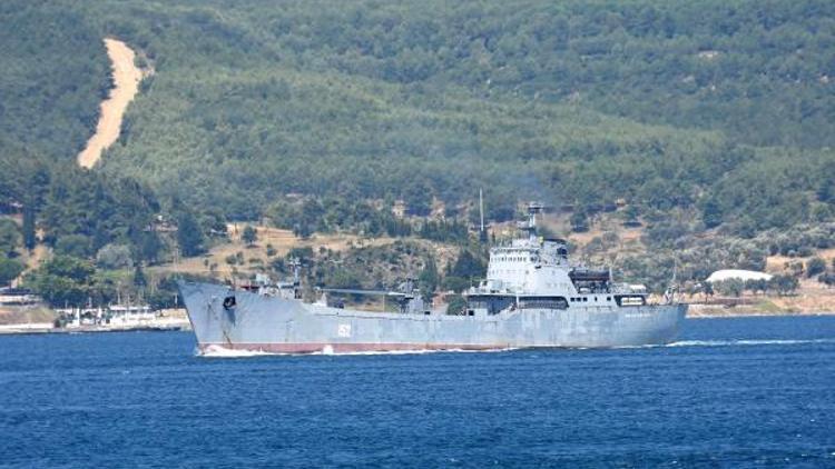 Çanakkaleden Rus çıkarma gemisi geçti
