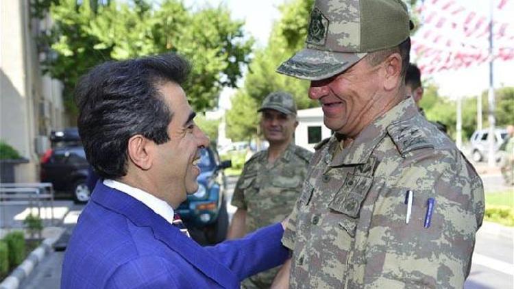 2inci Ordu Komutanı Korgeneral Temel, Diyarbakır Valisini ziyaret etti